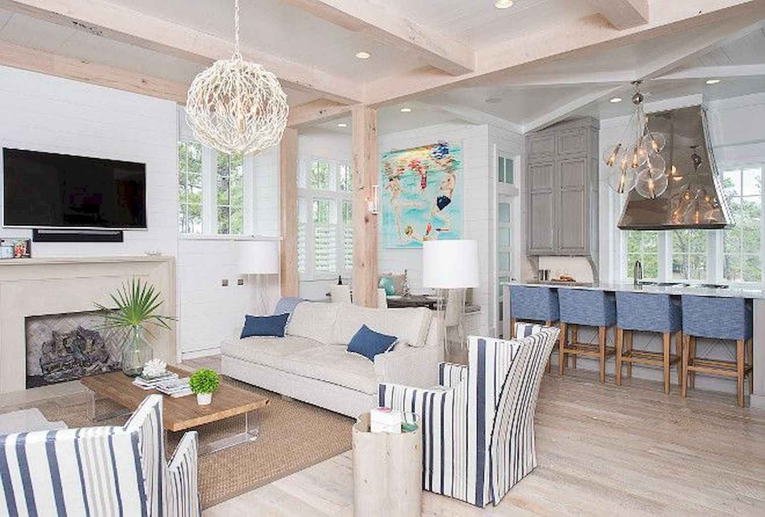 Summer Bedrooms and Luxury Comfort